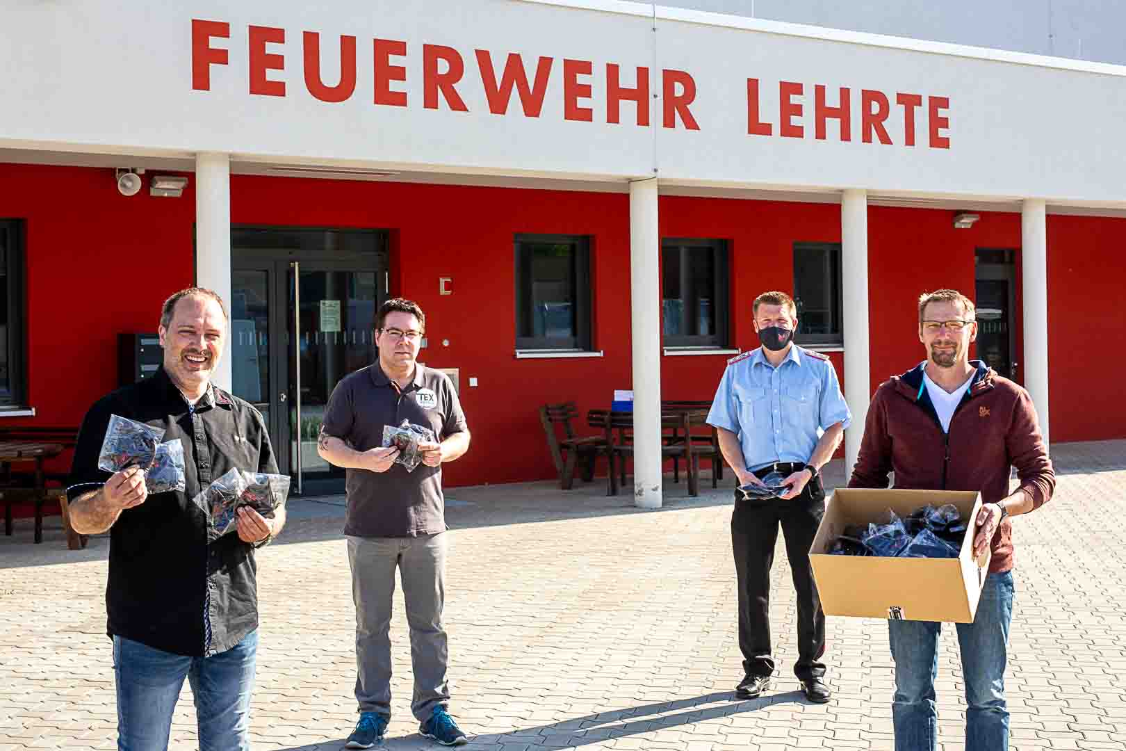 Feuerwehr Lehrte - 20200509 Masken 4166