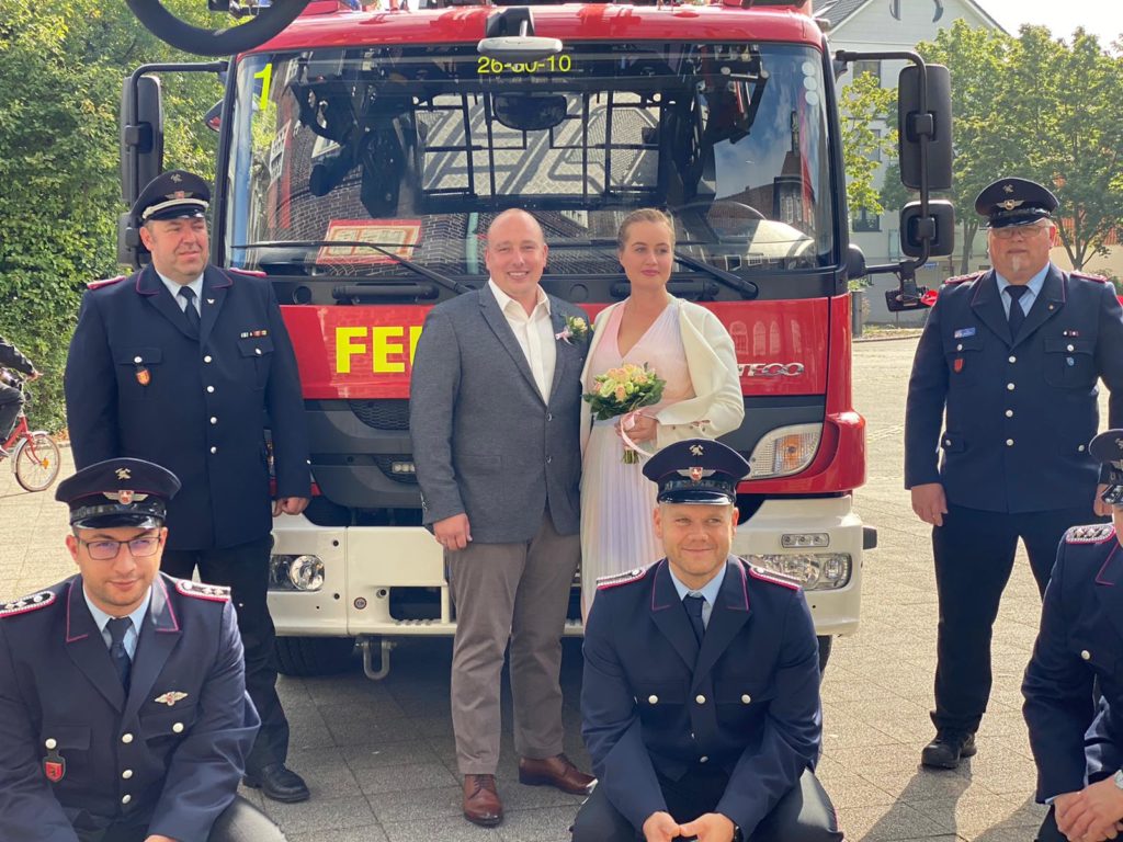 Feuerwehr Lehrte - hochzeit mast