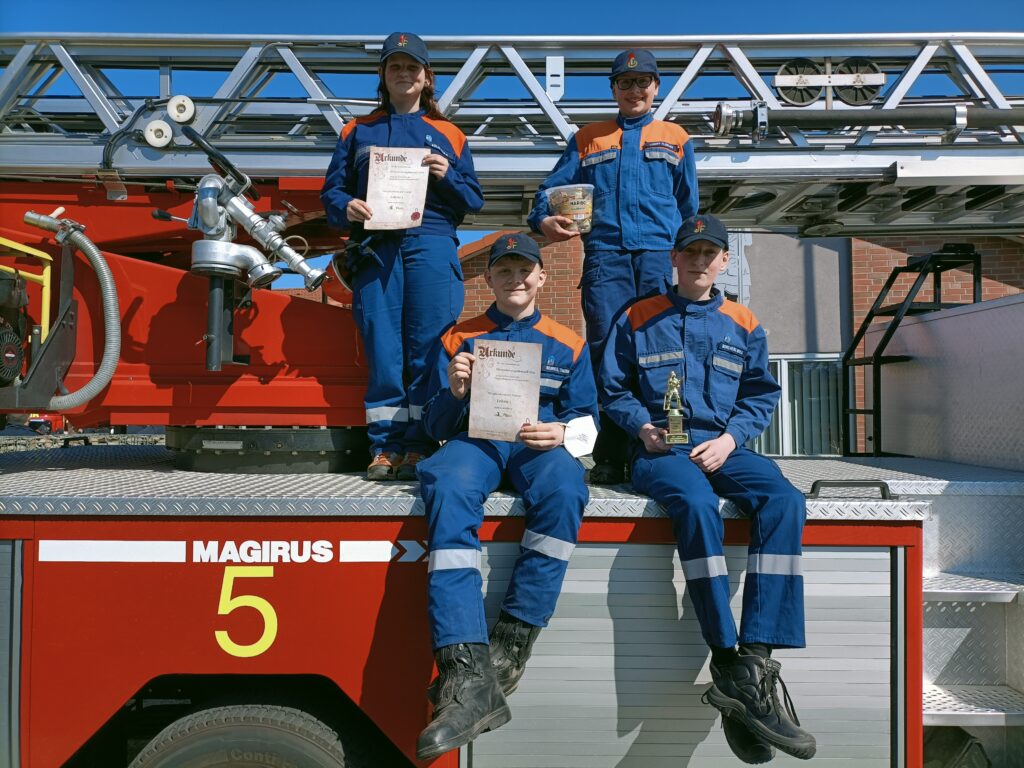 Feuerwehr Lehrte - 20220423 Orientierungsmarsch 4