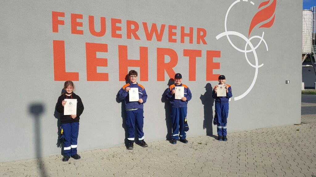 Feuerwehr Lehrte - 20220711 Jugendflamme 1