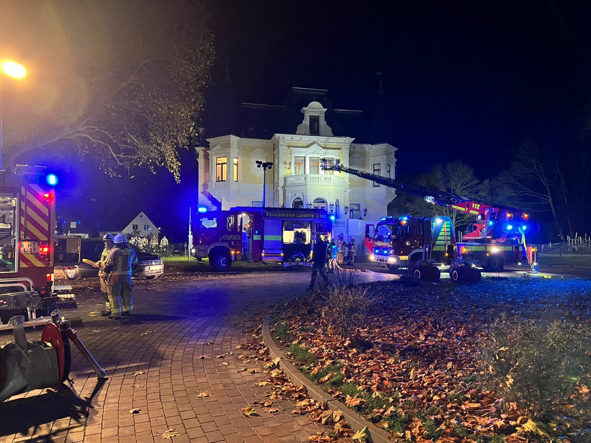 Feuerwehr Lehrte - 20221124 Abschlussuebung