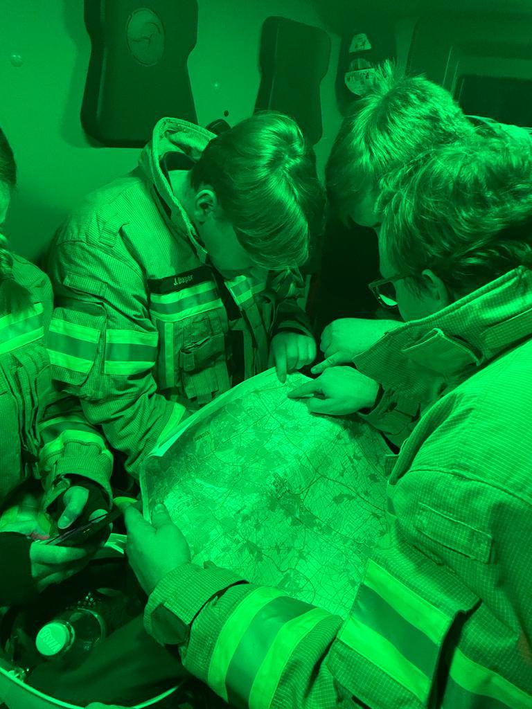 Feuerwehr Lehrte - 20230427 Kartenkunde 1