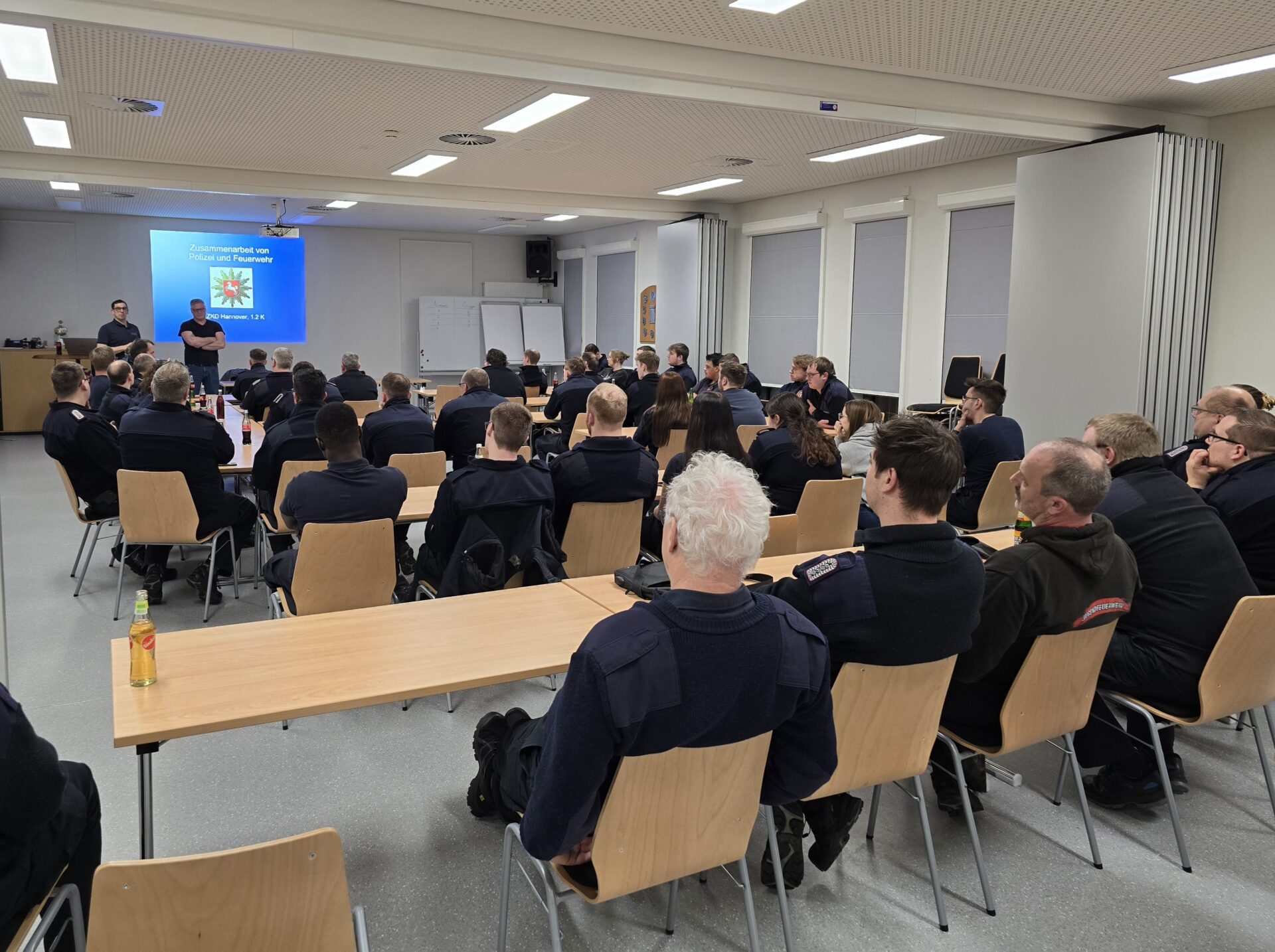 Feuerwehr Lehrte - 20240208 193134