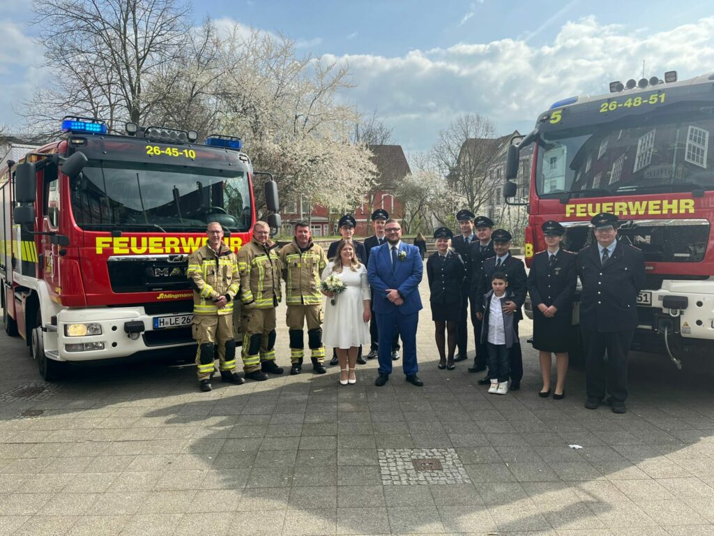 Feuerwehr Lehrte - 20240320 standesamt dennis plaatje 2