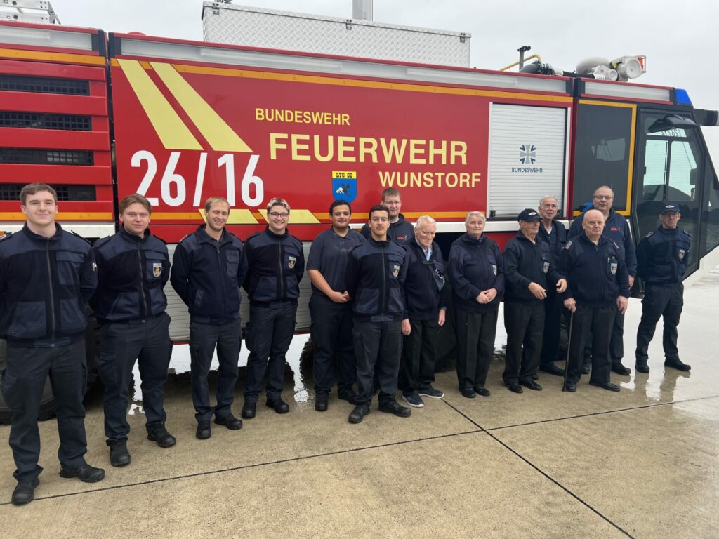 Feuerwehr Lehrte - 1000061271
