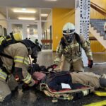 Atemschutznotfall-Training: Ausbildung bis zur Belastungsgrenze 6 Feuerwehr Lehrte - 26 03 28 14 47 50 1591